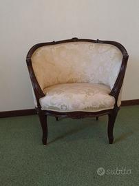 Poltrona da Esposizione Lucidata  e Imbottita