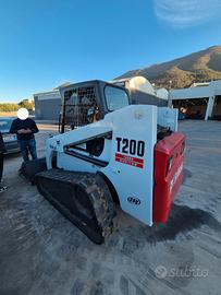 BOBCAT CINGOLATO  40 QL.