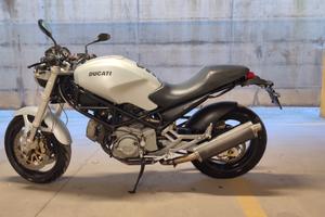 Ducati Monster 620 