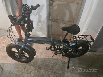 bici Elettrica Pieghevole 20" fat-Grigio -come nuo
