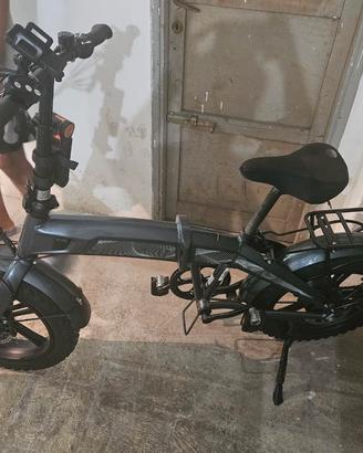 bici Elettrica Pieghevole 20" fat-Grigio -come nuo