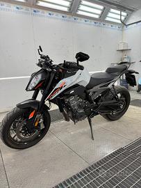 Ktm duke 790 l