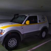 MITSUBISHI Pajero (2000-2007) - 2001