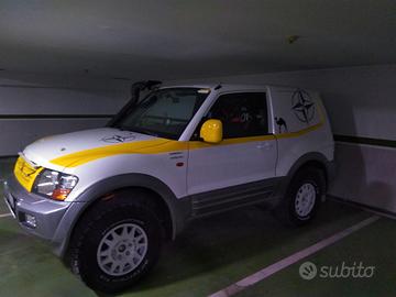 MITSUBISHI Pajero (2000-2007) - 2001