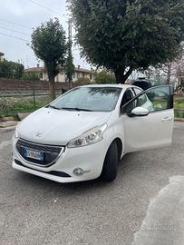 Peugeot 208   passaggio immediato