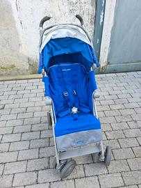 passeggino maclaren molto pratico