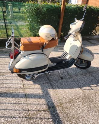Vespa p150x