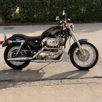 Harley davidson 883 sportster