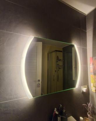 specchio bagno con led 