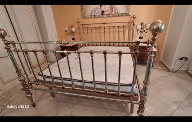 Letto antico