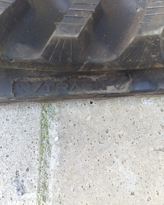 Cingoli V Track in gomma 230×72×45