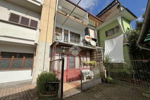 CASA SEMINDIPENDENTE A STRAMBINO