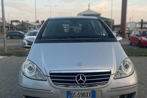 Mercedes benz classe A180