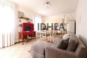 MINI APPARTAMENTO CON TERRAZZO - CATENA RIF "NSV7