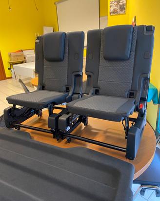 Sedili 3 fila Ford Tourneo Connect