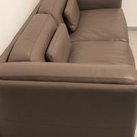 divano Chateau d'ax in pelle come nuovo 