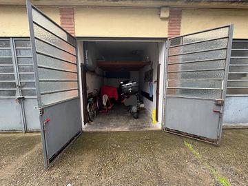 Box / Garage di 12 m² a Torino