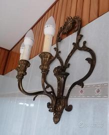 Lampada a muro vintage in ottone bronzato 