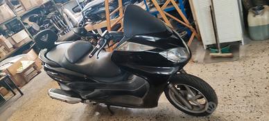 Ricambi yamaha majesty 400