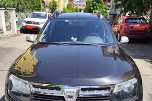 DACIA DUSTER 4WD (? ok) LAUREATE SHINY
