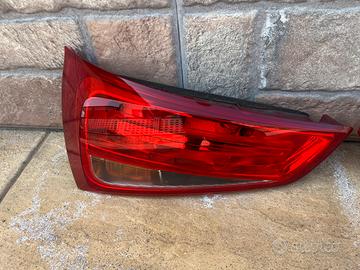 Fanale posteriore sinistro Audi A1 8X0945093D