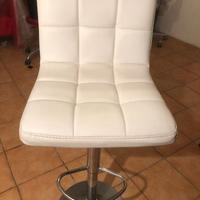 POLTRONA BIANCA TRUCCO