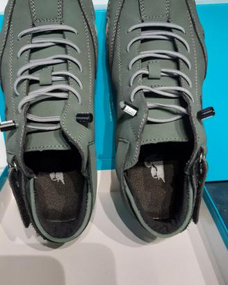 Scarpe sportive nr.  37