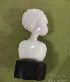 Antica statuina donna africana primi '800.