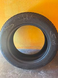 Gomme invernali 215/60 r17 Barum
