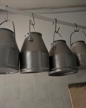 contenitori  secchi in acciaio 