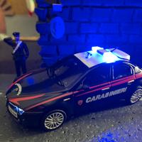 Carabinieri alfa Romeo 159 con luci 1/43