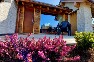 Camera indipendente con bagno e giardino esclusivo