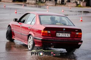 BMW E36 318i da drift 