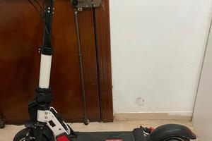 Monopattino elettrico 32 kmh