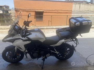 Benelli trk 502
