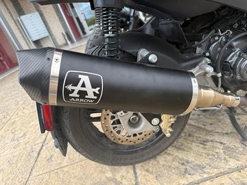 Terminale Arrow omolagato Beverly 300