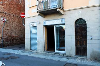 Immobile di 105 m² a Vercelli