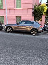 Maserati levante diesel 250cv