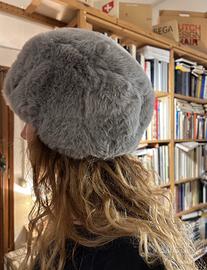 Colbacco in pelliccia sintetica