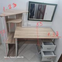 Scrivania più sedia ergonomica