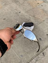 Oakley penny in metallo
