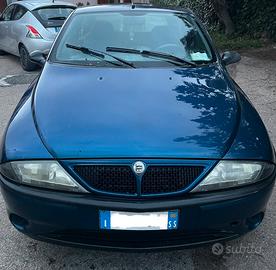 Lancia Y elefantino blu 1.2 60 cv