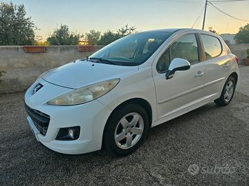 Peugeot 207 anno 2011