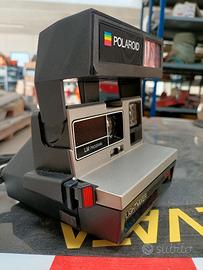 Macchina fotografica polaroid