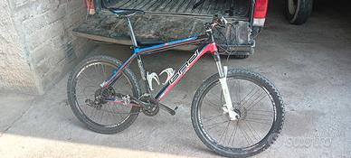 Mountain bike 