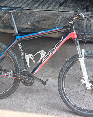 Mountain bike 