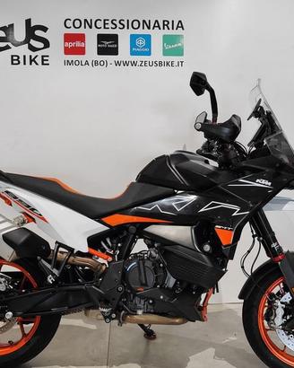 KTM 890 SMT