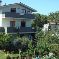Villa al mare con giardino