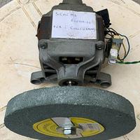 Mola autocostruita