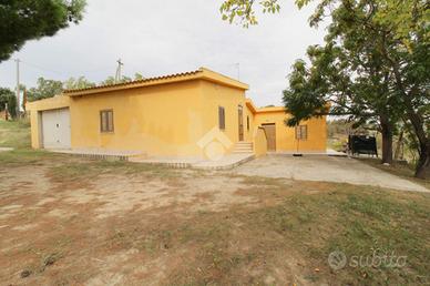 CASA INDIPENDENTE A ISOLA DI CAPO RIZZUTO